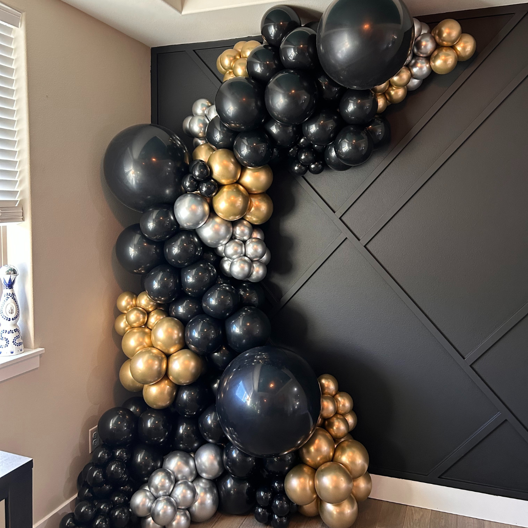 Glam Noir DIY Balloon Garland Kit, classic, luxurious, chromes, black, balloon garland kits, confete balloons