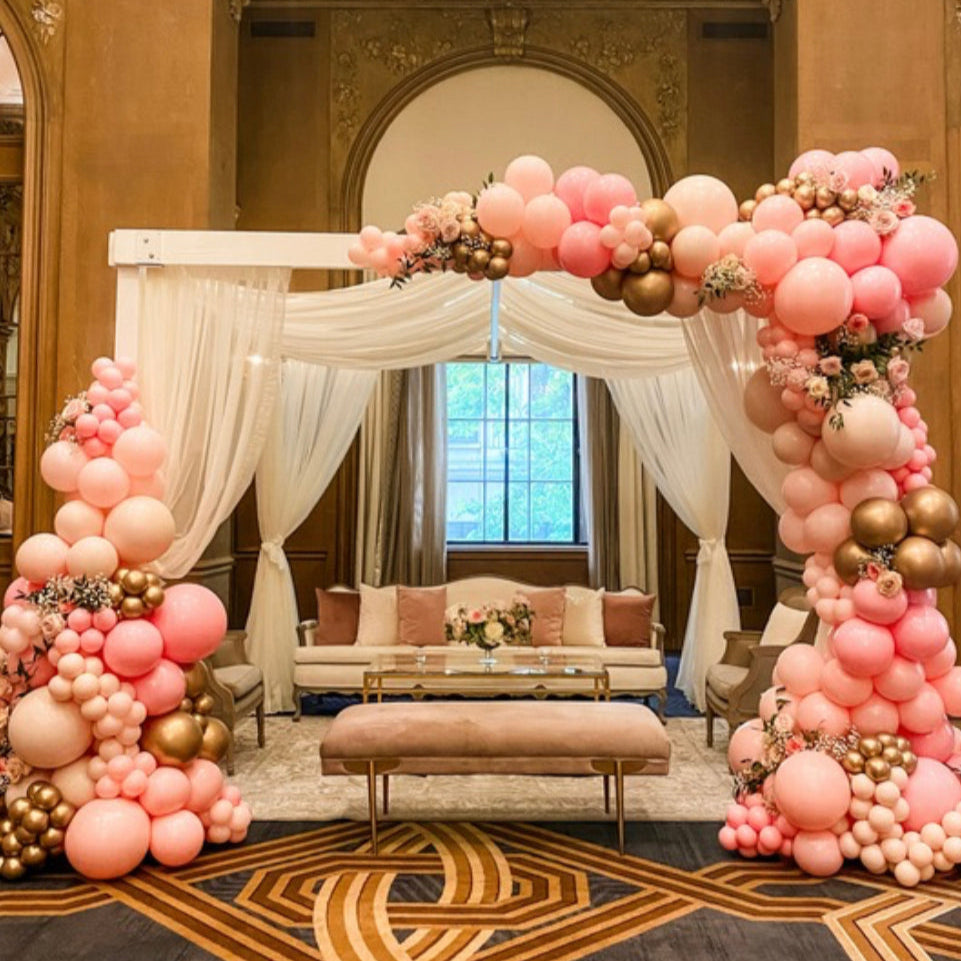 Pretty in Pink DIY Balloon garland kit, confete balloons